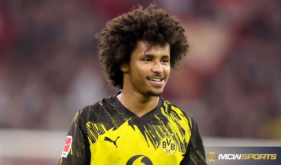 아스널, 도르트문트의 아데예미 영입 경쟁 선도! 맨유는 재정 부담으로 후퇴